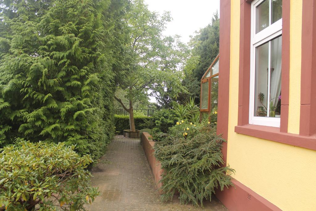 Hotel Gesellschaftshaus Bergen Auf Rugen Exterior foto